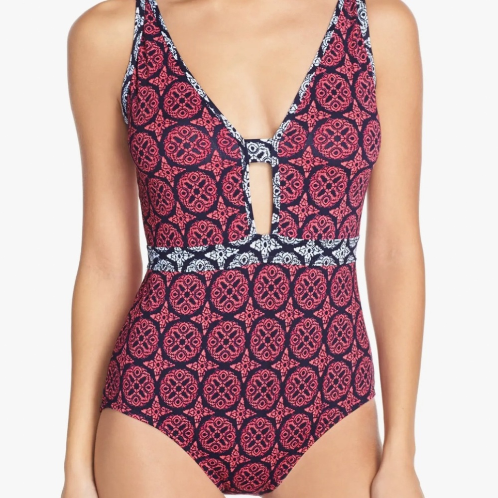 Tommy Bahama Razzberry Lace Medallion One-Piece Swimsuit Size 14